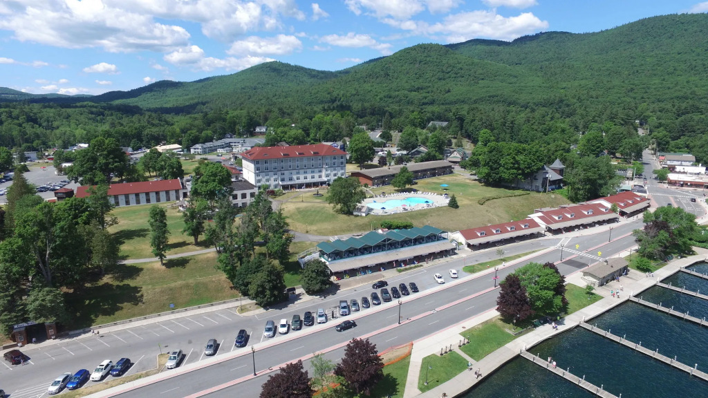 Fort William Henry Hotel