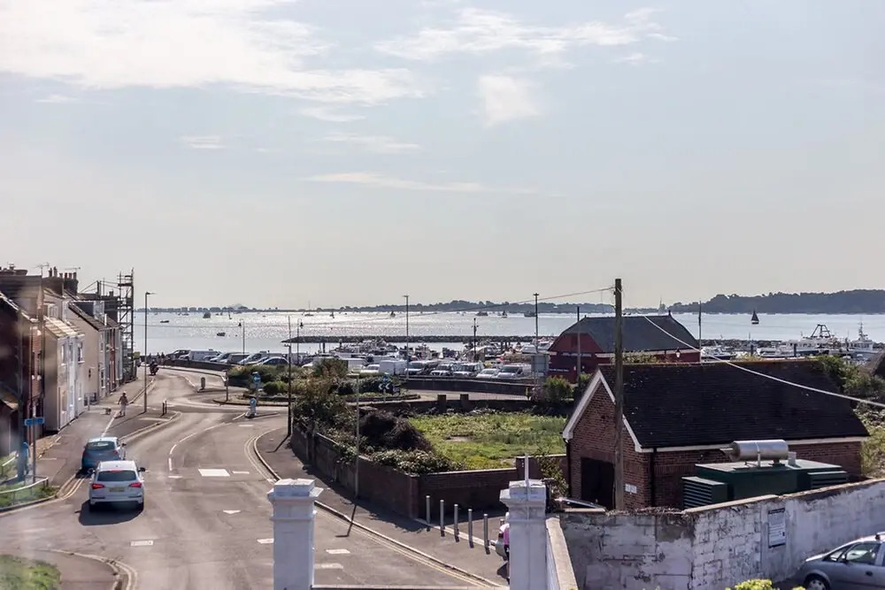 Reel Time - Beautiful Townhouse a Stones Throw from Poole Quay