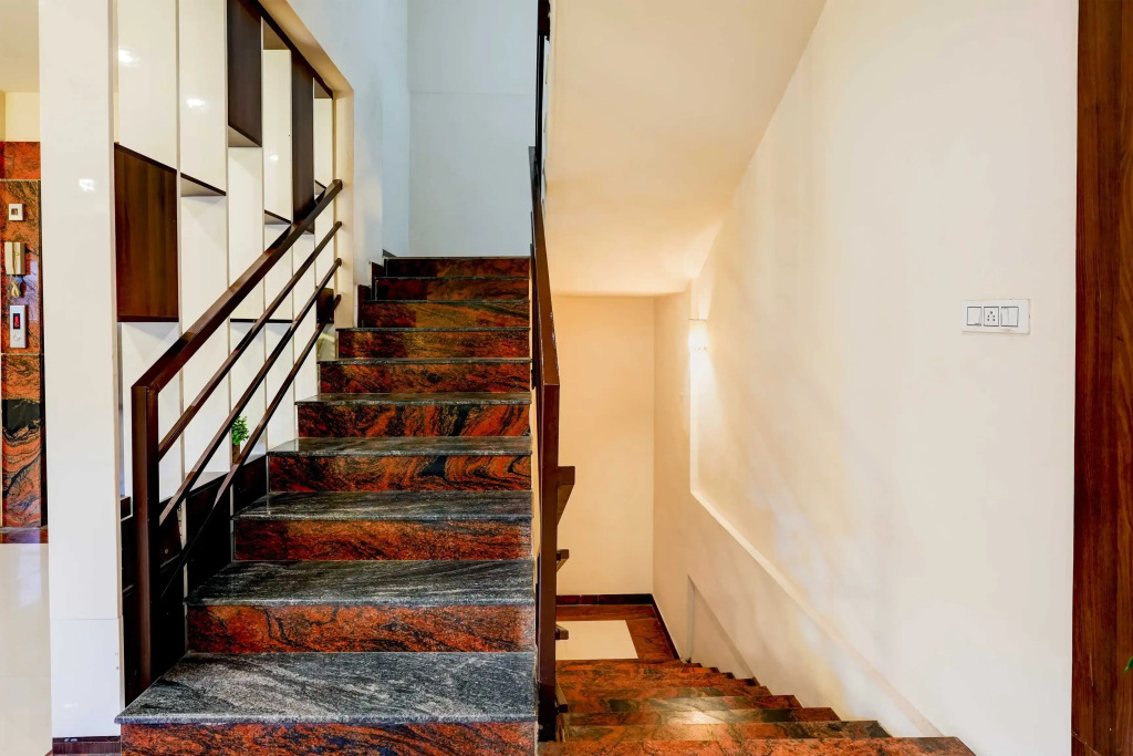 Townhouse Oak Bangalore Garudacharpalya Metro Station