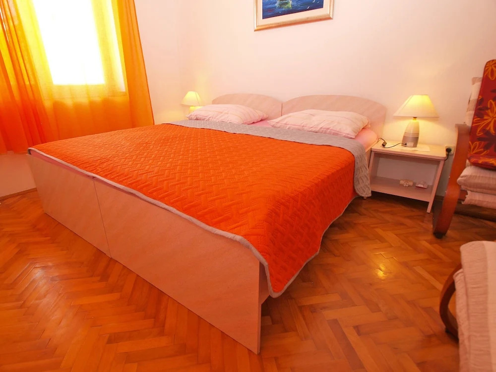 Apartment 39