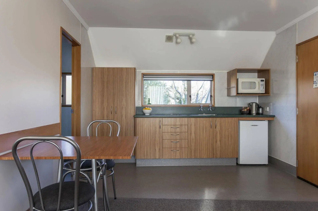 Amross Motel