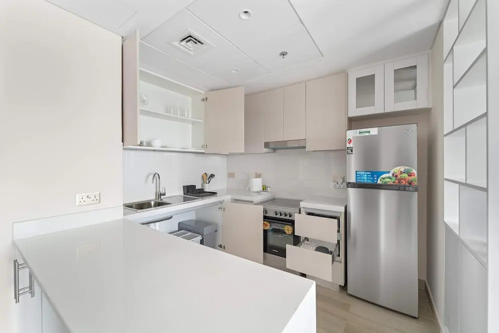 Silkhaus Canalside 1BR Water s Edge Yas Island