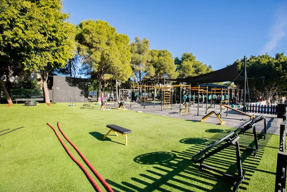 OleHolidays Lorcrimar jardín y barbacoa junto a Puerto Banús
