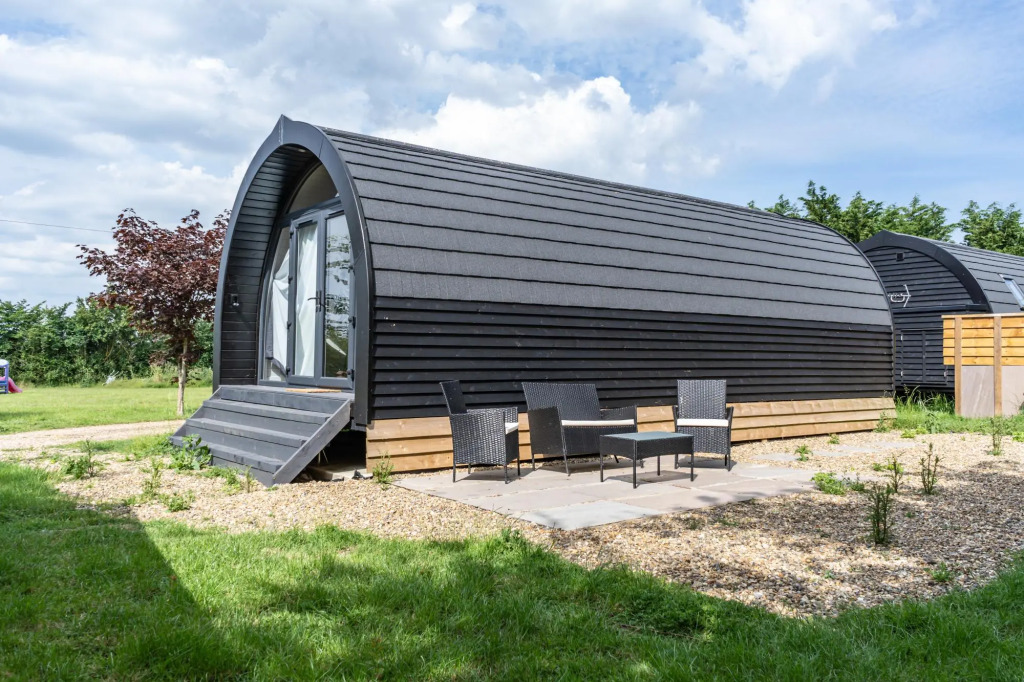 Glamping Pod Two - Holly Tree Barns