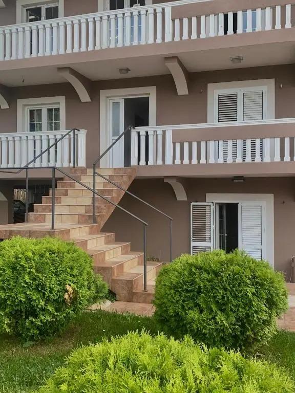 Apartments & Camp Stanišić