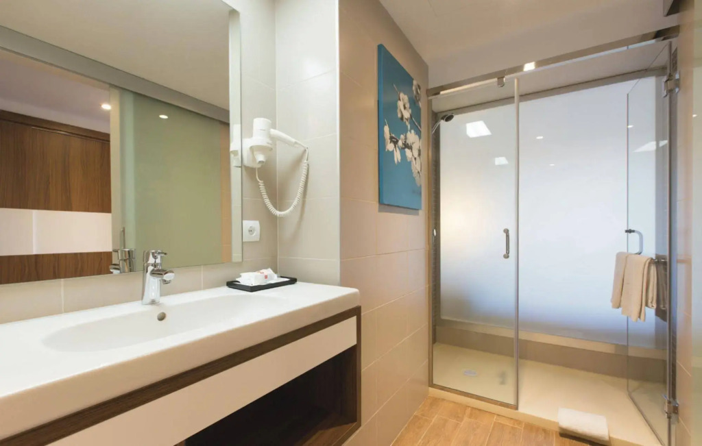 Hotel Riu Bravo - 00 All Inclusive