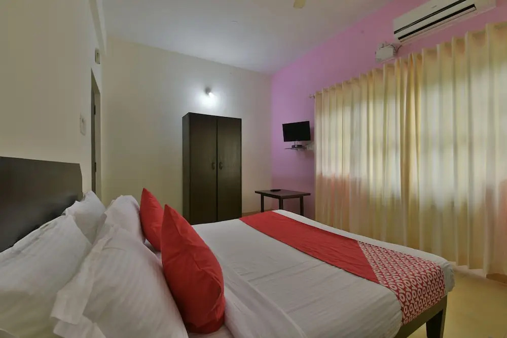 OYO 16945 Om Guest House