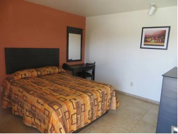 Bayshore Motel