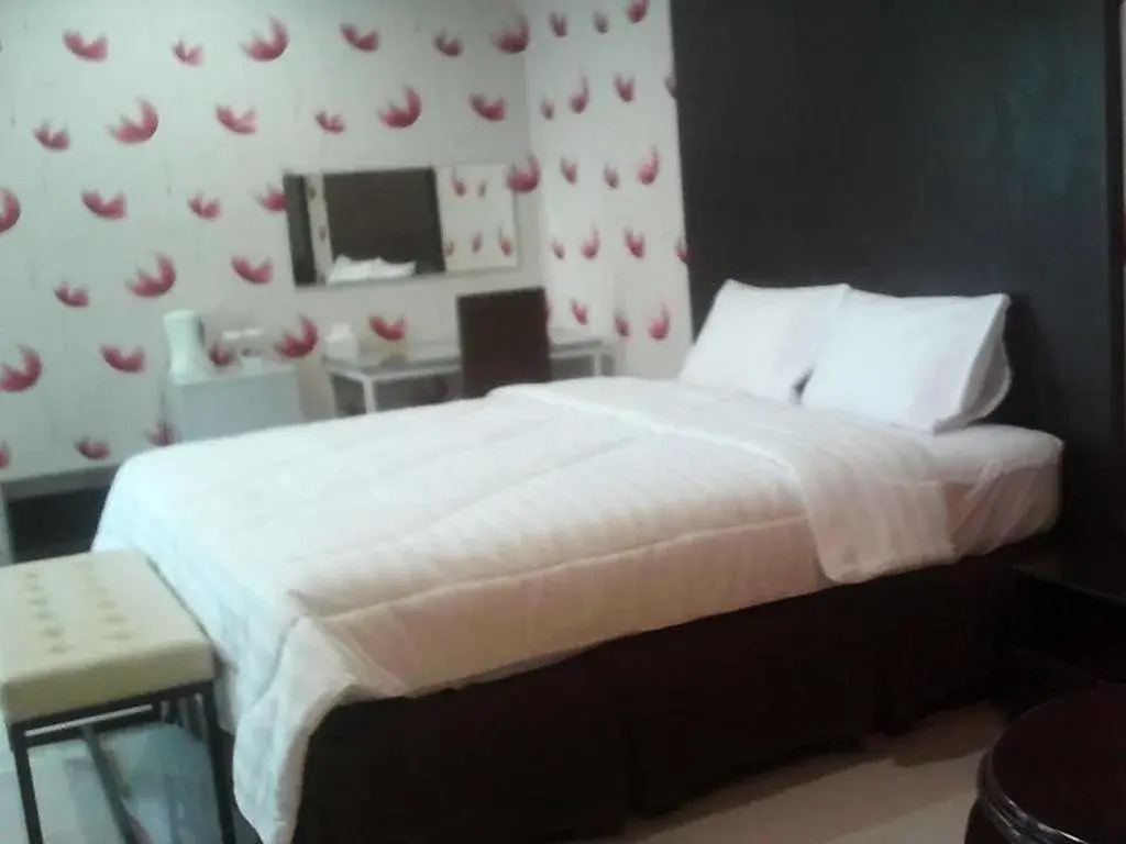 Novena Hotel Watampone