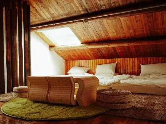 West Time Hot Spring Hostel