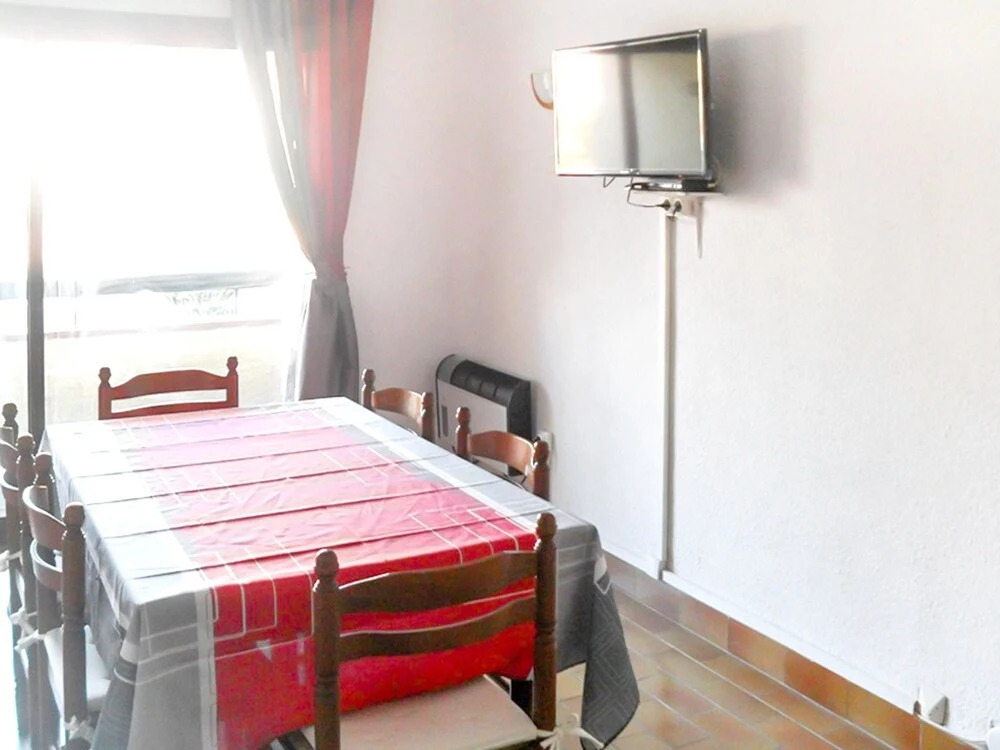 Apartment With 3 Bedrooms in Le Barcarès, With Wonderful Mountain View