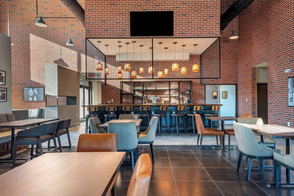 Lyric Hotel West End, Trademark Collection by Wyndham