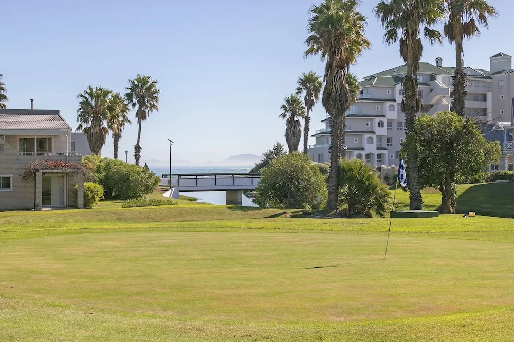 Laguna Beach B8