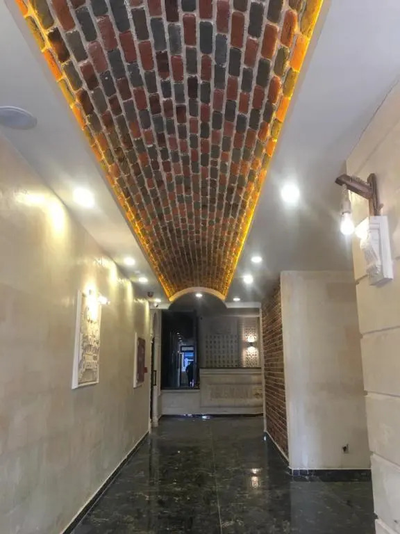MİDYAT LADİNOS OTEL