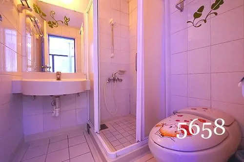 85 Nights