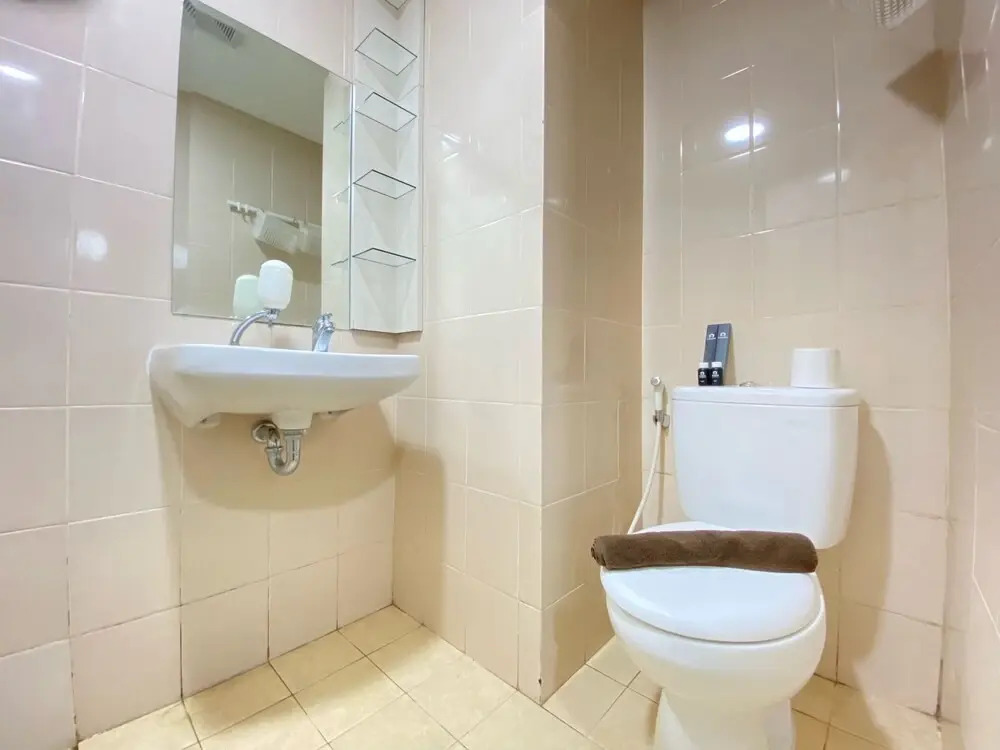 Classic Executive 1Br Apartment At Parahyangan Residence