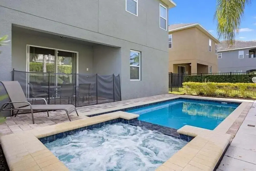 7500-8-ma-well Equipped Home