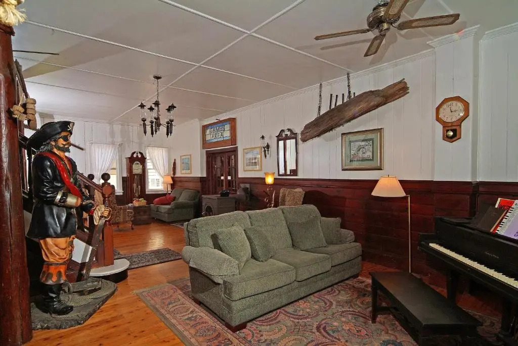 Blackbeards Lodge