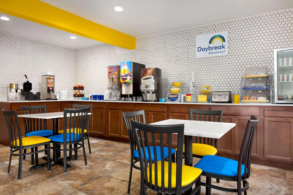Days Inn by Wyndham Ruidoso Downs