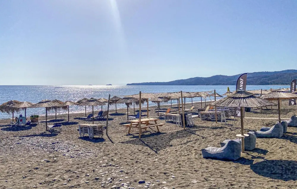 Stunning Apartment in Vasilika Evia With Wifi and 1 Bedrooms