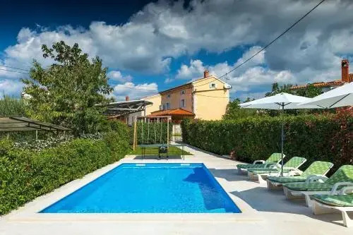 Apartment Bubani O-552