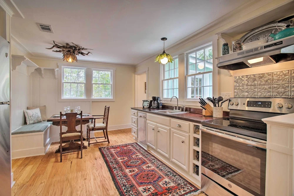Savannah Cottage - 5 Mi to Wormsloe Historic Site!