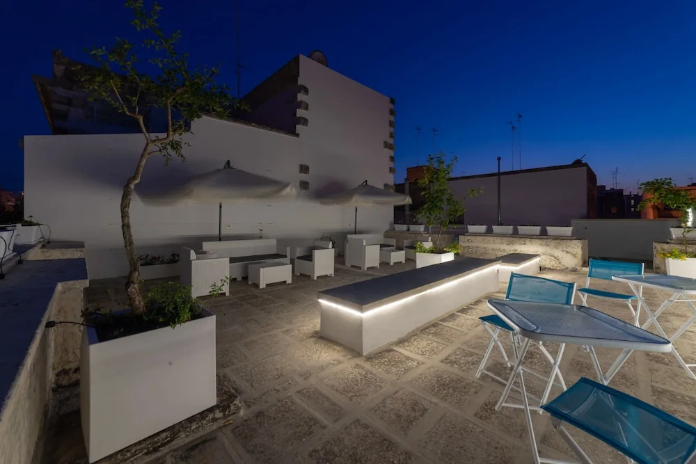 Y Arcillos Luxury Rooms CIN ITO75O35B4OOO468O2