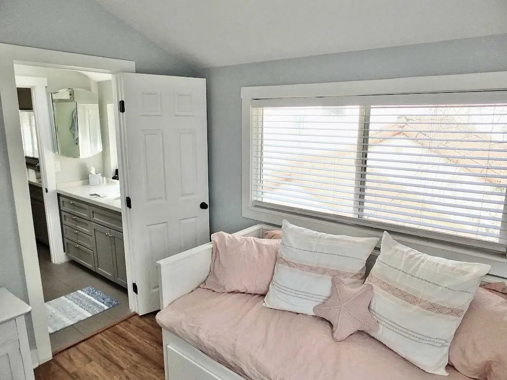 Park Avenue Beach Paradise Chic & Secluded 4 BDR