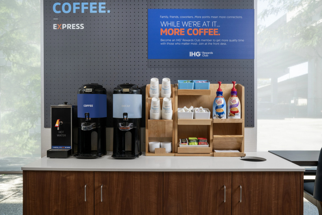 Holiday Inn Express & Suites Pittsburgh North Shore by IHG