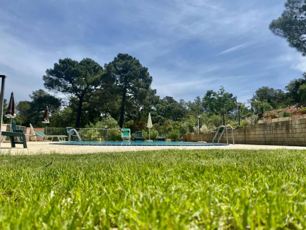 5 apartments (4 -7 beds) with private swimming pool near the beach of Naregno. Three Rooms apt. for-SERAMATTINO C