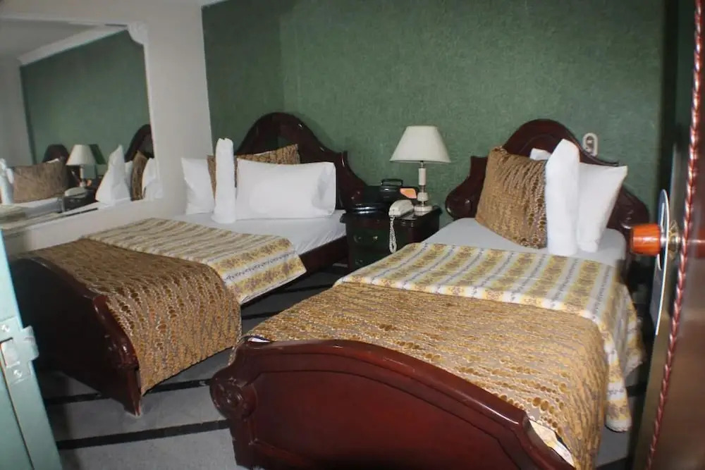 Lafont Park Hotel