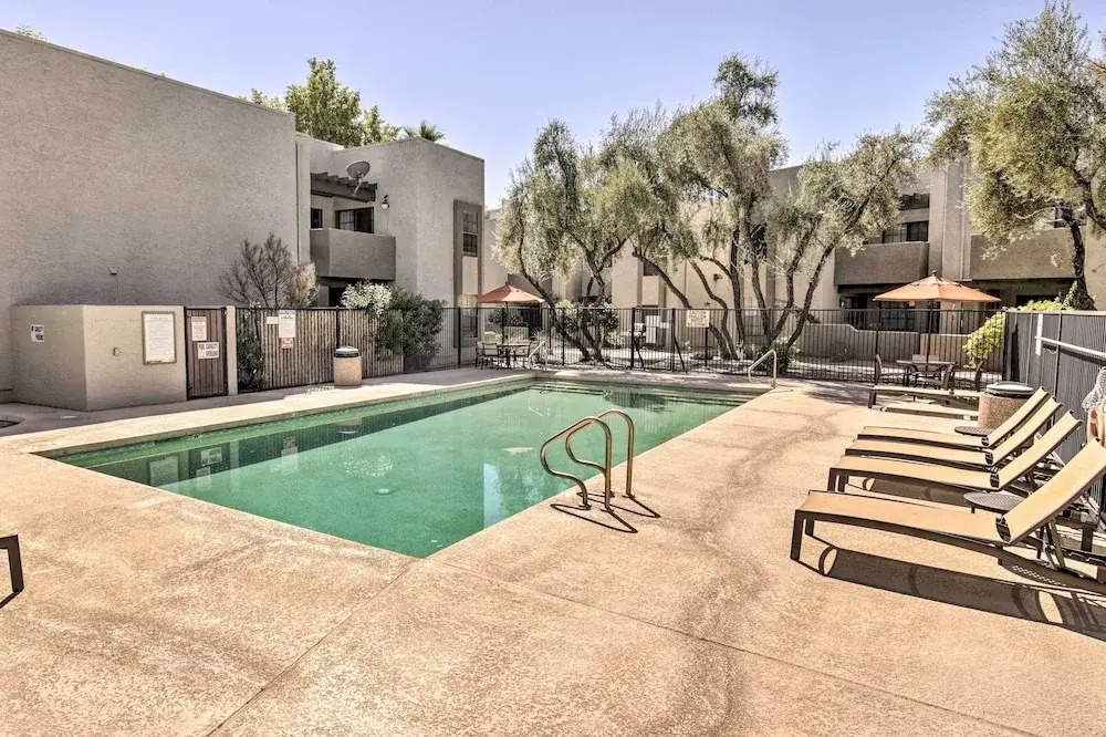 Scottsdale Condo ~ 1 Mi to Spring Training!