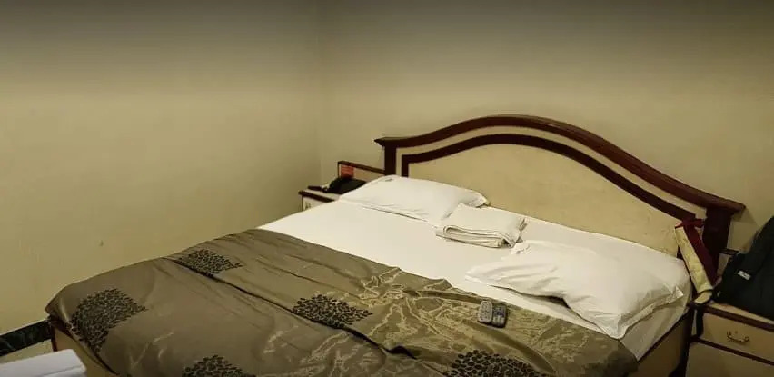 Guru Hotel