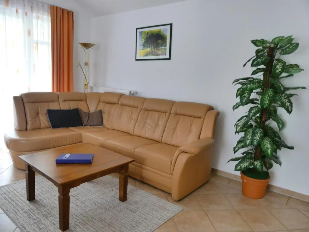 strandnahe FeWo mit 2 Schlafzimmern und Balkon, Residenz Prorer Wiek, Binz