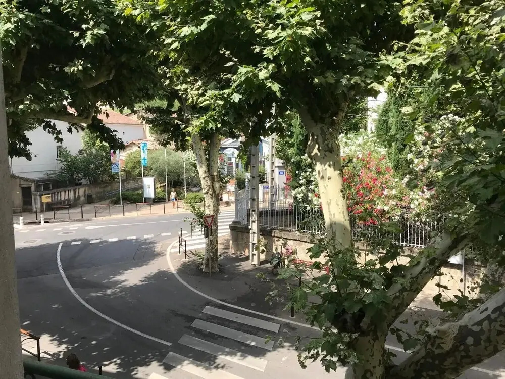 REV HÔTEL