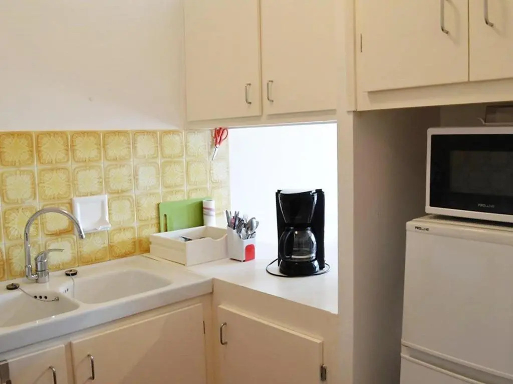Appartement Le Lavandou, 1 pièce, 4 personnes - FR-1-251-187