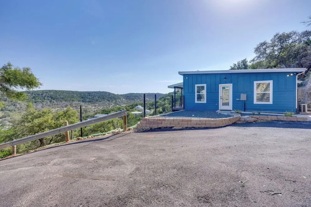 Hot Tub, Boat Ramp: Cabin Close to Canyon Lake