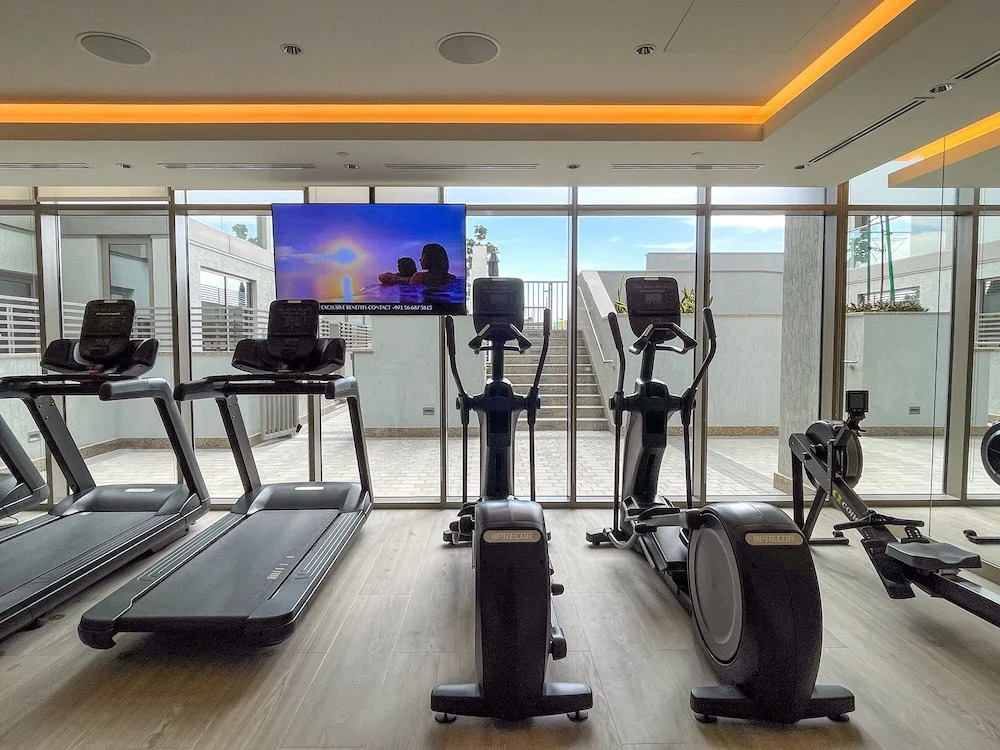 Maison Privee - Modern & Chic Retreat 10min from Downtown Dubai