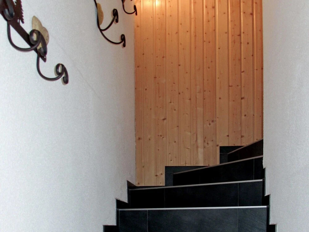Hiboux Vex in Vex With 5 Bedrooms and 3 Bathrooms