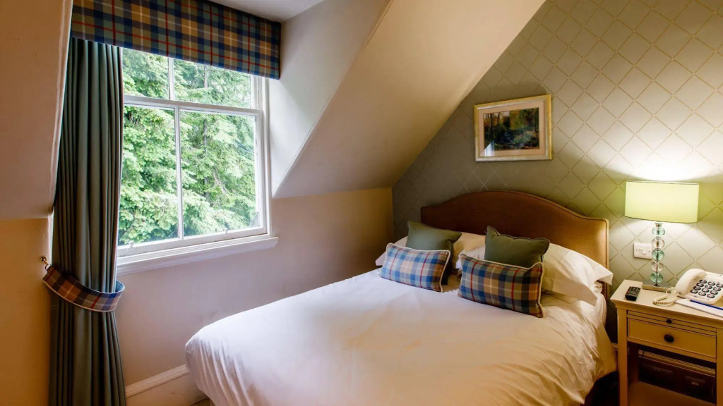 Tor-Na-Coille Hotel