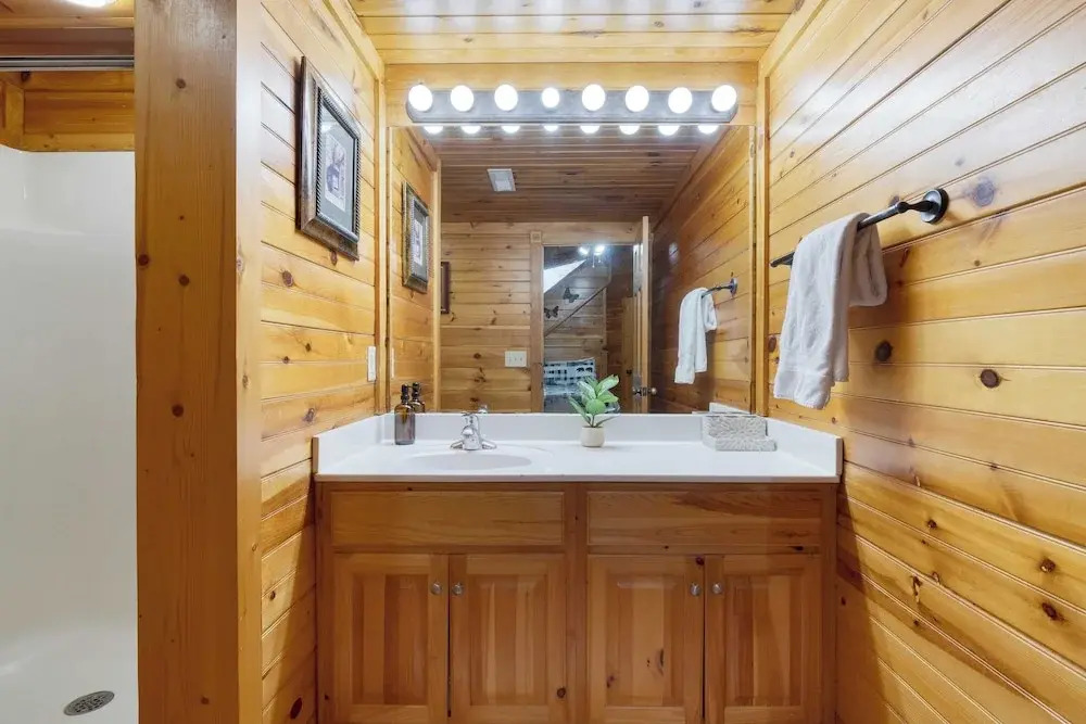 The Big Easy by Avantstay Hot Tub, Game Room, Spacious Deck Premier Location