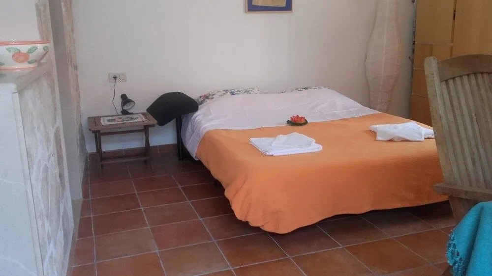 Holiday home Pavarotti