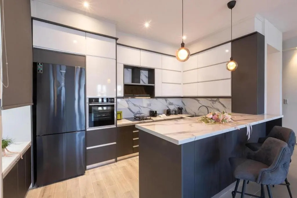 Orion Maison: Luxury 3-bedroom maisonette in the center of town