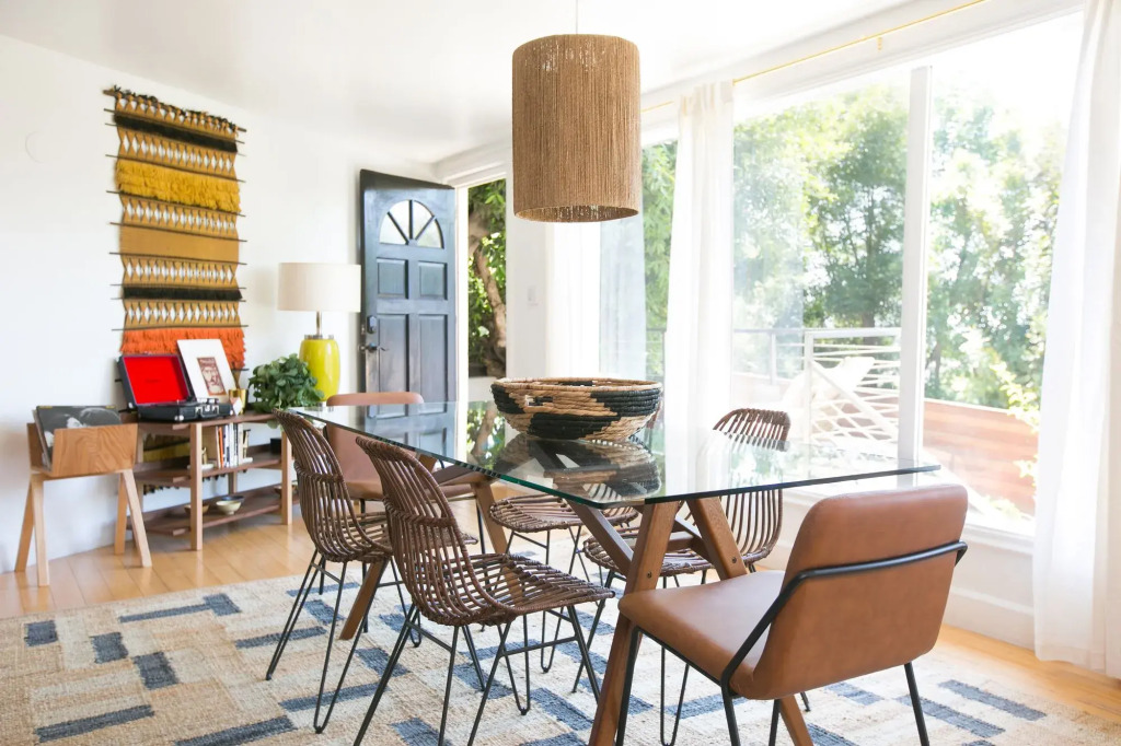 Sleek 2Br in Hollywood Hills by Sonder
