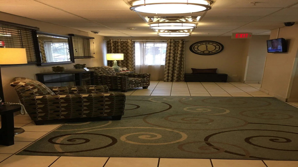 Sonesta Simply Suites Chicago OHare Airport