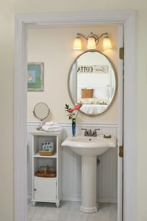 High Pointe Inn - West Barnstable