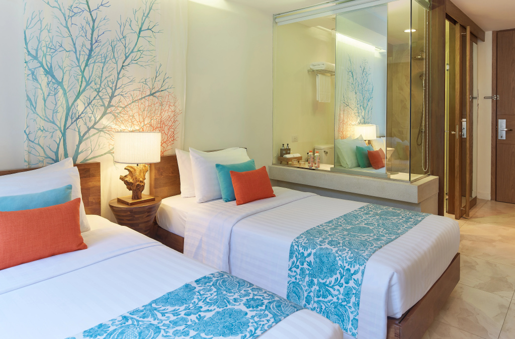 Bandara Beach Resort, Phuket