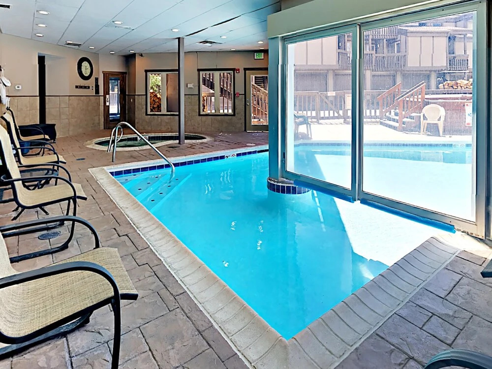 Creekside Townhouse #300 - 3 Br townhouse by RedAwning