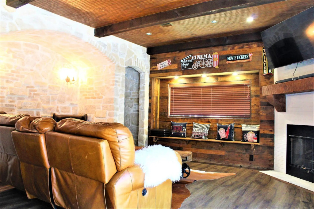 The Rustic Inn- Family Friendly Near Fiesta Texas