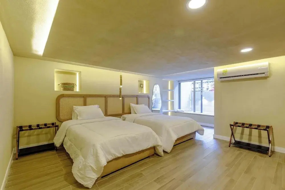 w Chic 2BR w Balcony in Cartagena Historic Center